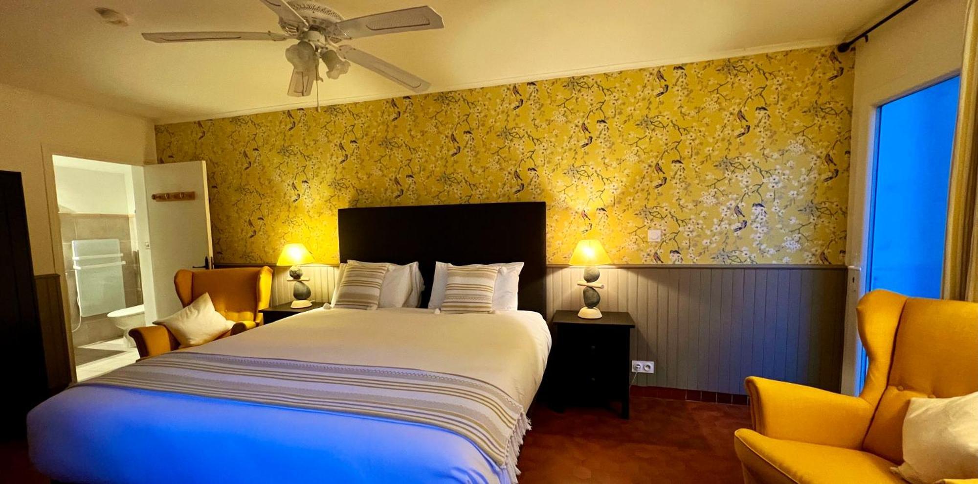 Le Mas Des Abeilles - Chambres D'Hotes En Drome Provencale La Begude-de-Mazenc Экстерьер фото